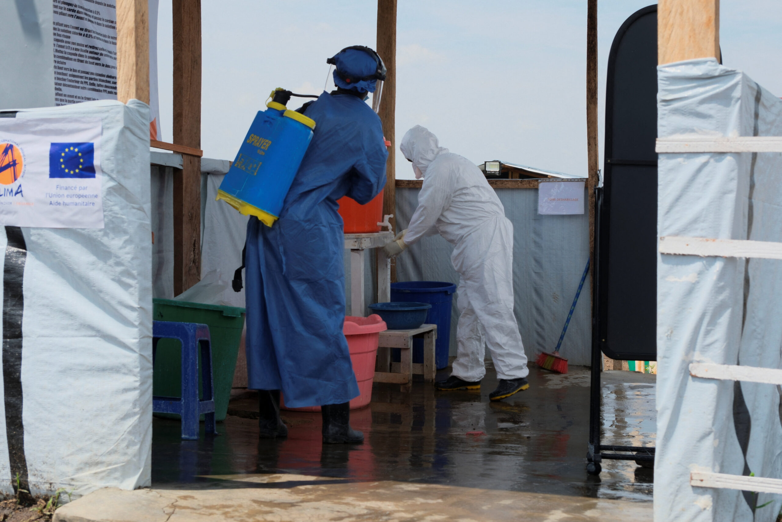 Trump to seek more than $1.4 billion in Ebola funding from Congress